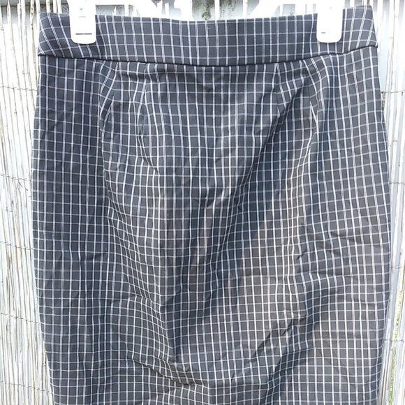 Elle Bl &Wh Pinstripe Straight Pencil Skirt - S - Picture 6 of 11